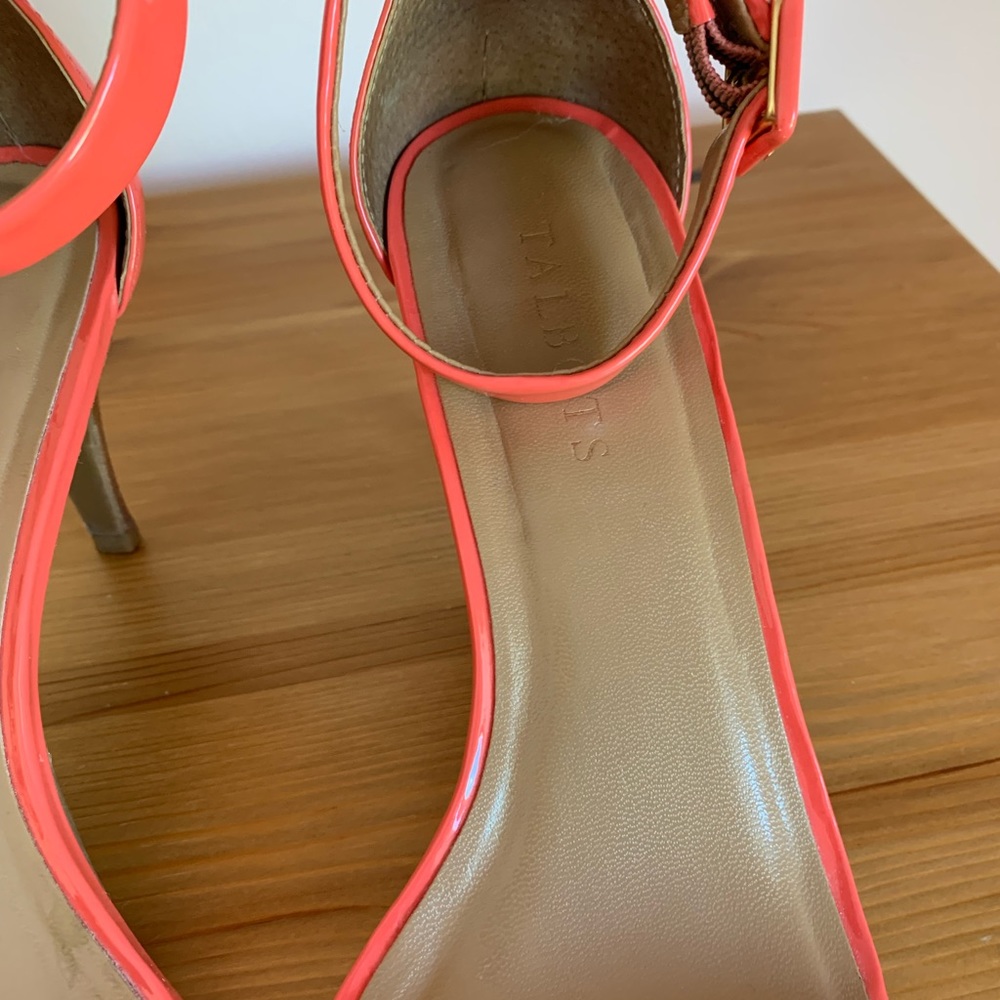 Talbots Sandals - Picture 15 of 16